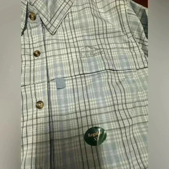 L.L. Bean vented plaid button down top XS - Picture 2 of 8